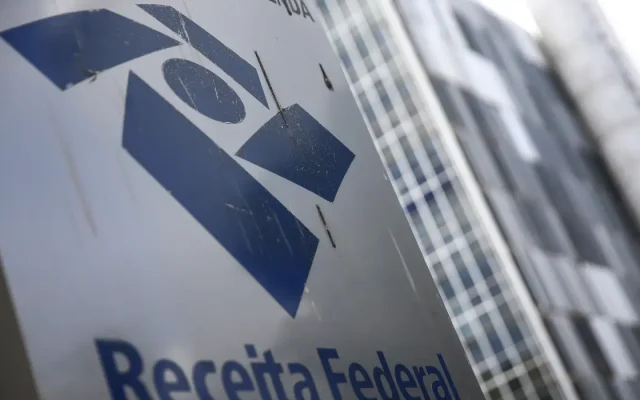 Restituições do IR batem recorde e chegam a R$ 41 bilhões em 2026