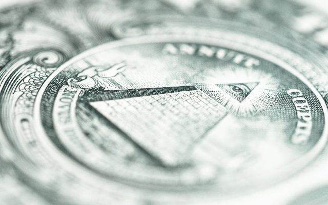 Ibovespa tem duplo recorde aos 209 mil pontos e avança quase 9% na semana após 1º turno; dólar cai e fica abaixo de R$ 5