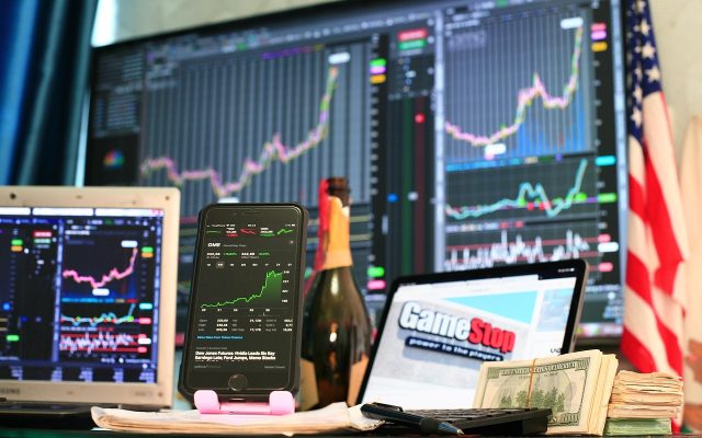 Eztec (EZTC3) eleva lançamentos em 53% no 3T26, mas vendas ficam estáveis