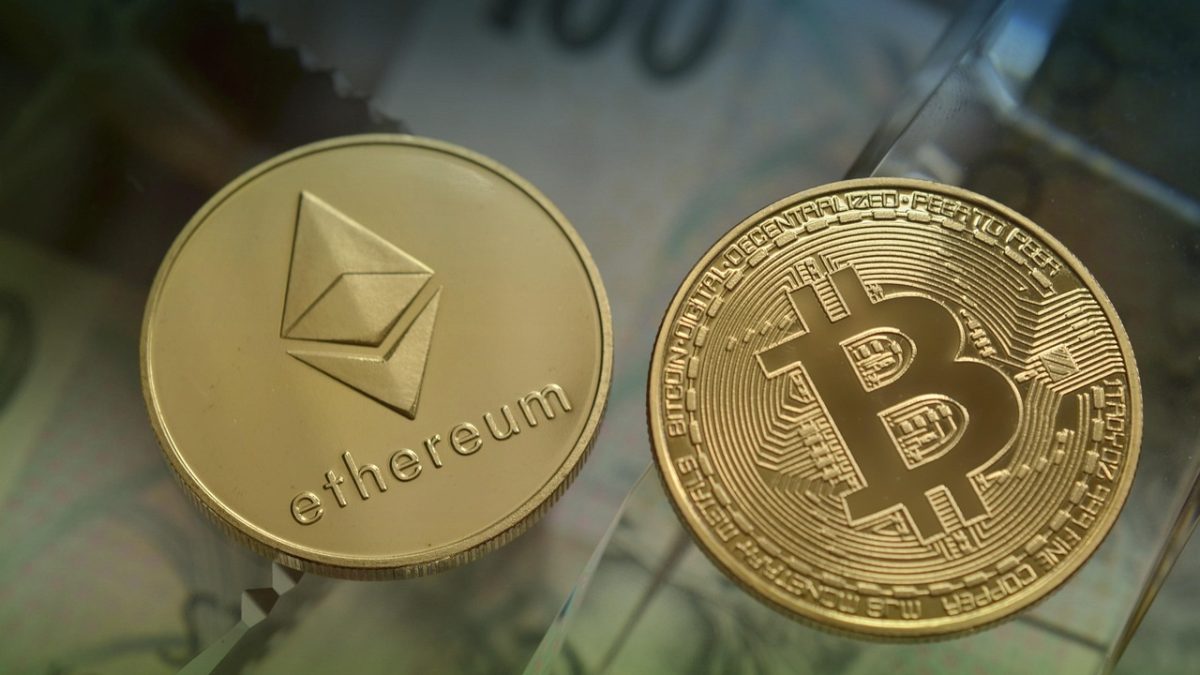 Bitcoin (BTC) avança aos US$ 82 mil; veja preços das criptomoedas neste sábado (10)