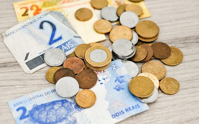 O preço das coisas vai subir com a reforma tributária? Especialistas veem risco para inflação de 2027