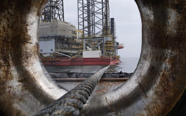 Petrobras (PETR4) vai receber até novembro US$ 859 mi de parceiras de consórcio