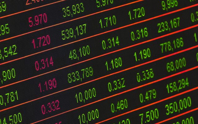 Tempo real: Ibovespa abre a semana de olho no Focus e pesquisa BTG/Nexus