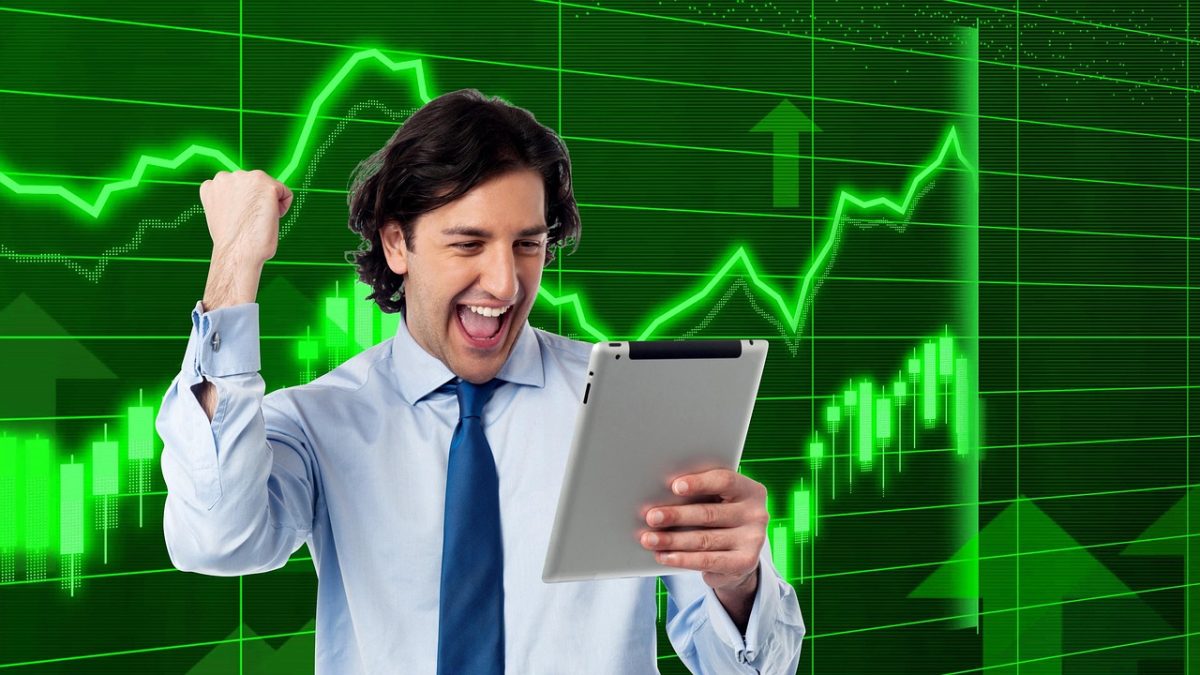 Tempo real: Ibovespa monitora pesquisa Quaest
