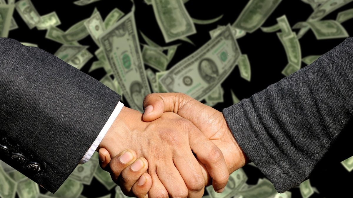 Após eleição, estrangeiro fez compra recorde de US$ 6,84 bi em dólar na B3
